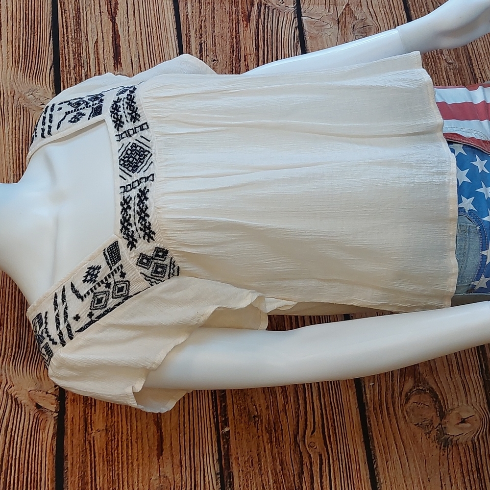 Hollister Gauze Soho Ivory Square neck Top S Small
